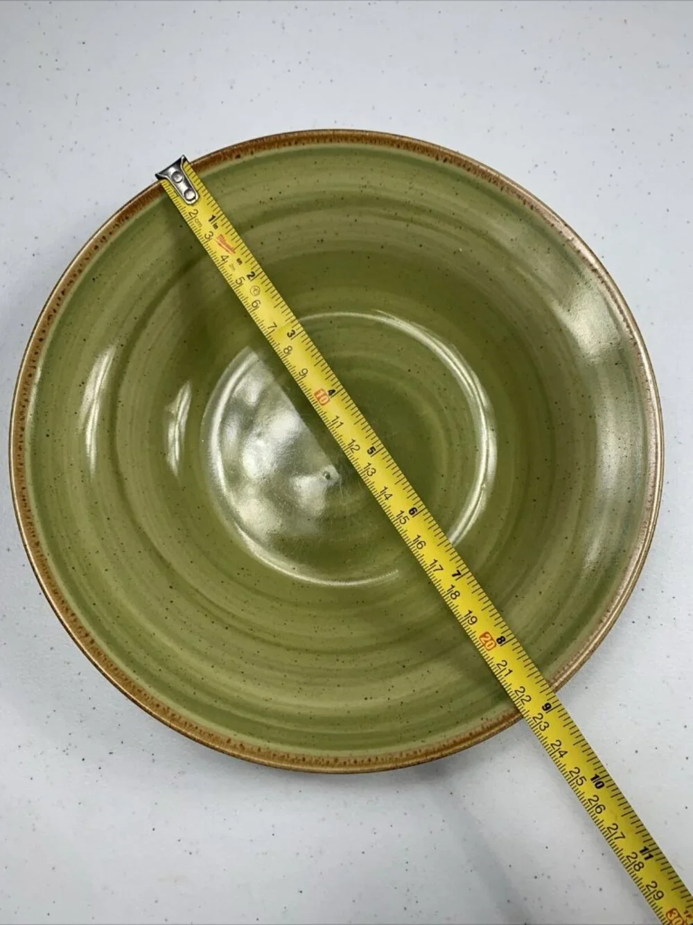 Thomson Pottery, Swirl Pattern Diameter Large Rim Soup Bowl Pasta Green